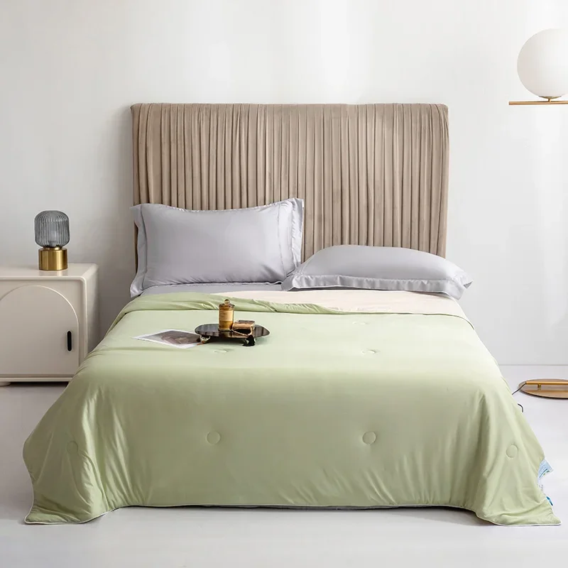 Kühldecke fürs Bett, seidige Klimaanlage, Bettdecke, leichte, gekühlte Sommerdecke mit doppelseitigem Kalt- und Kühlstoff: König / Grün