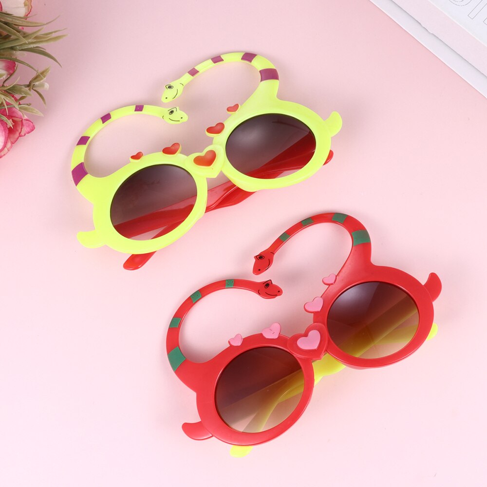 2pcs Long Neck Dinosaurs Sunglasses Cartoon Party Prop Eye Glasses Funny Cosplay Glasses Party Supplies (Red, Yellow)