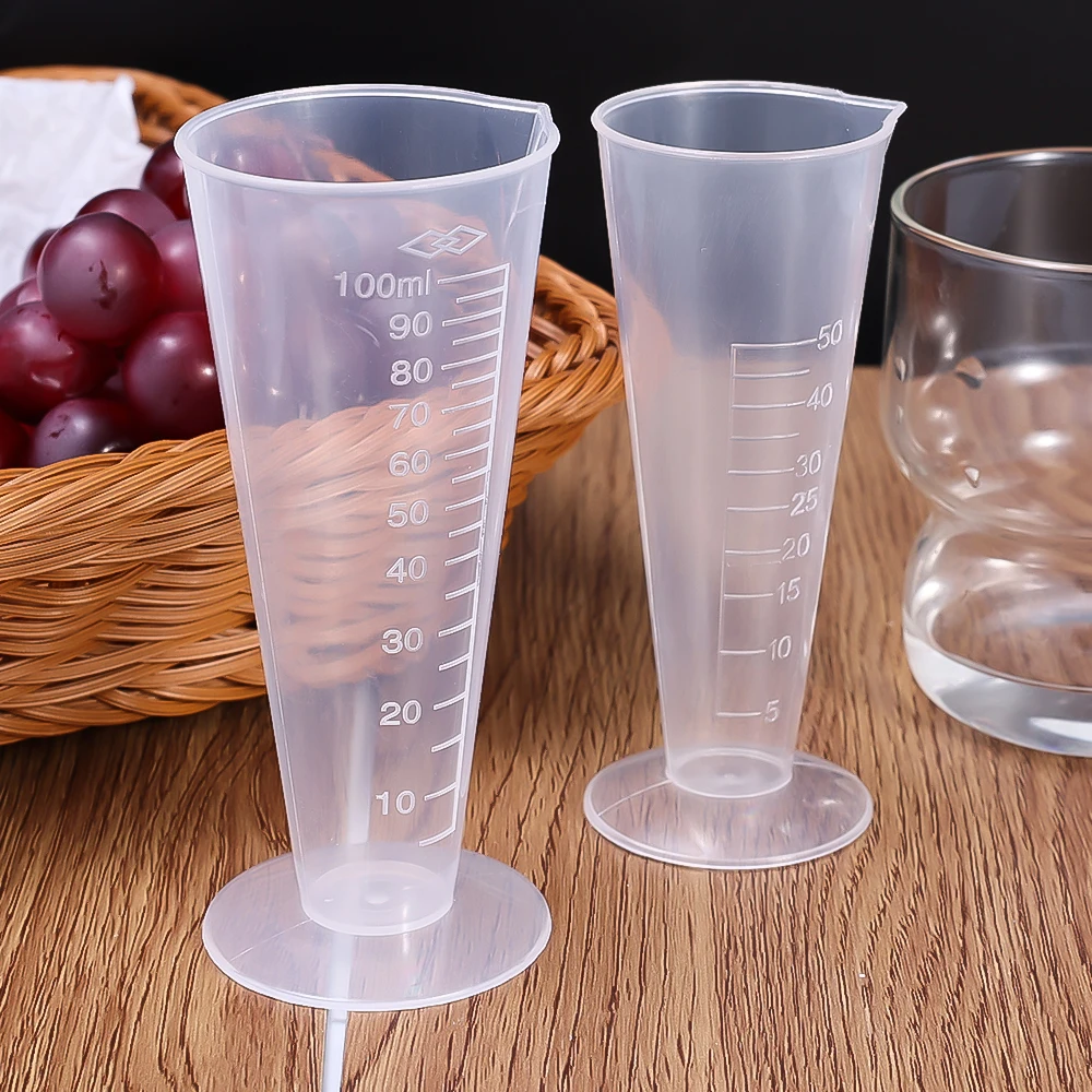 misurino in plastica di grande capacità con coperchio(100ml