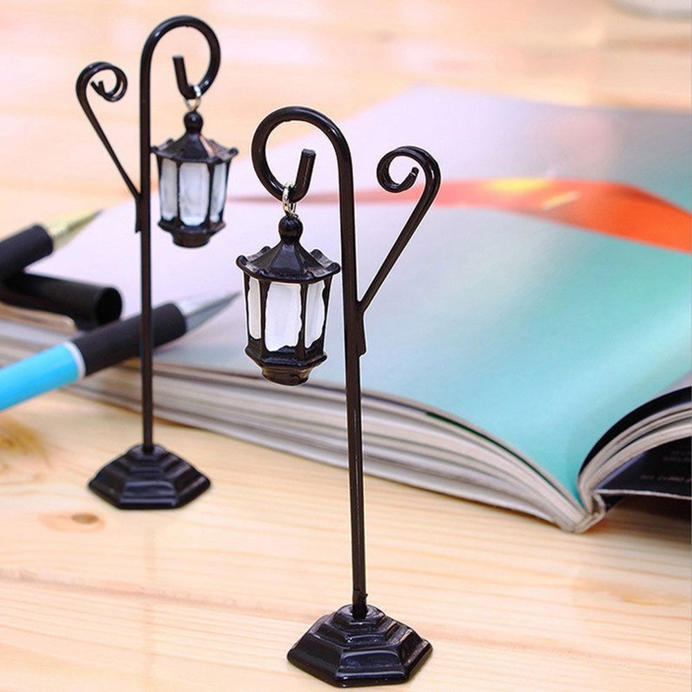 1pc Streetlight Shape Wedding Favors Party Supplies Decoration Reception Clip Number Place Cards Name Holder Seat Card