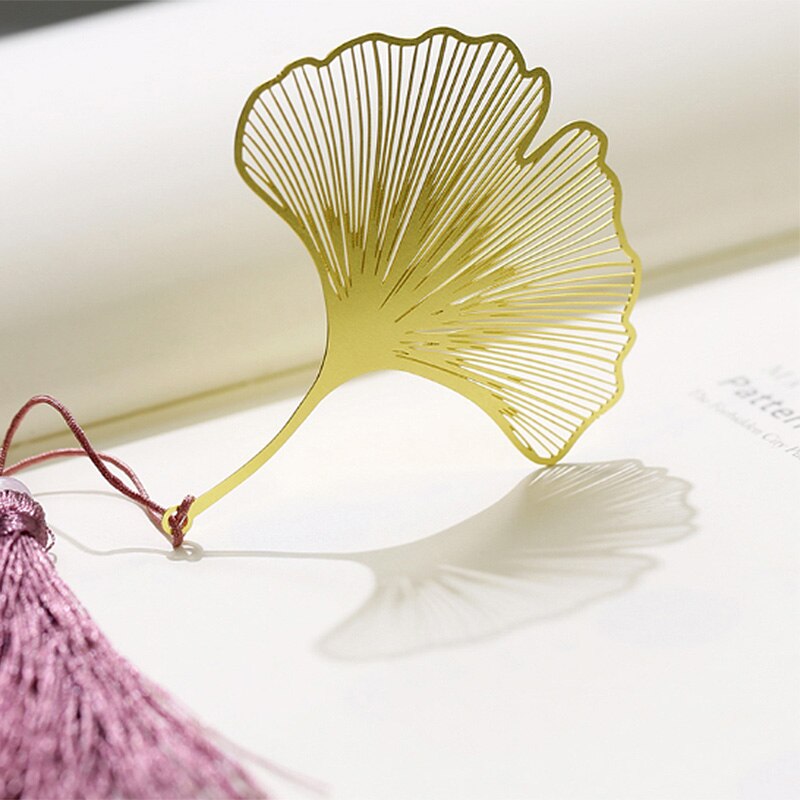 Metal Bookmarks Literature Art ginkgo Leaf Bookmarks With Box Teacher GiftsTree Leaf Bookmarks