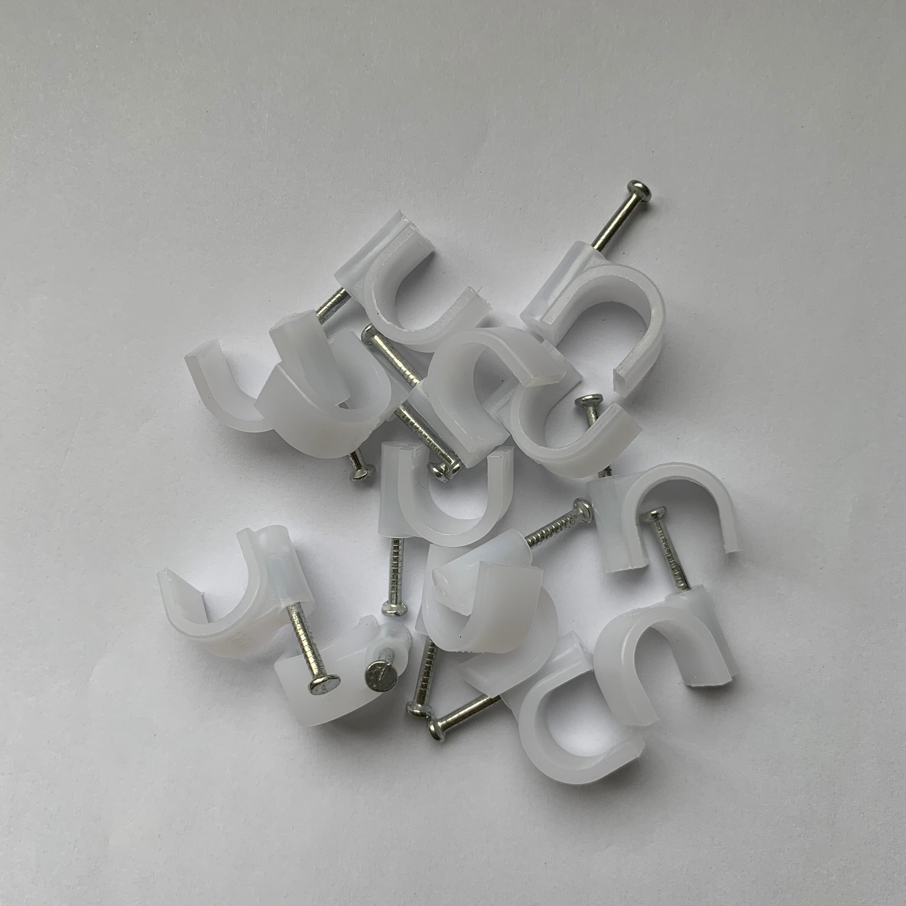 50 stk runde linje kort 16mm fastgørelse søm linje clip plast wire clip strømledning clip