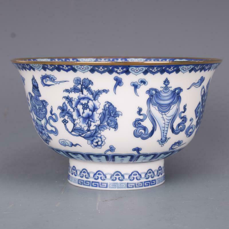 Chinese Jingdezhen Porcelain Blue and White 8 Auspicious Symbol Bowl