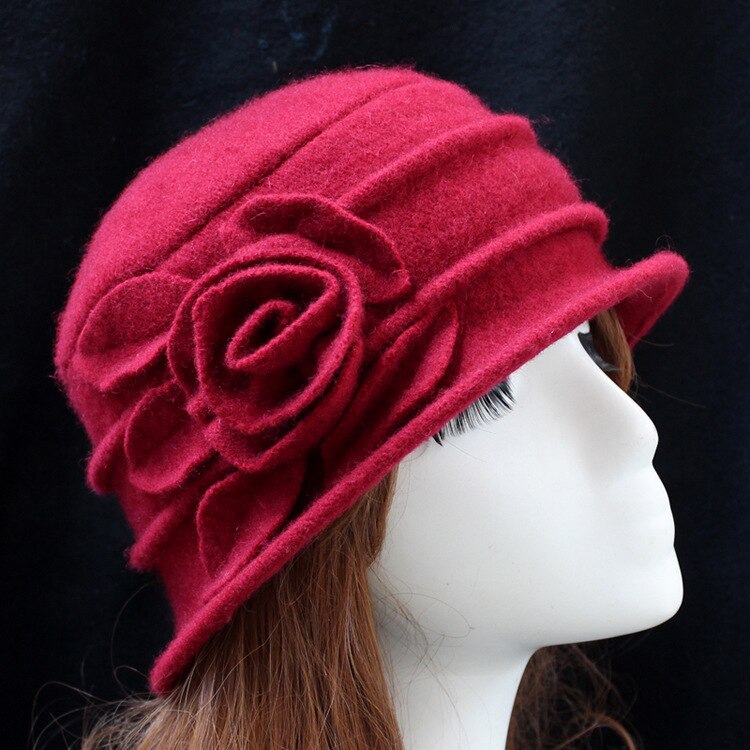 Women Flower Cloche Hat Soft Warm 100% Wool Rose Leaves Nostalgia Style Winter Vintage Felt Wide Brim Hats: Bordeaux red