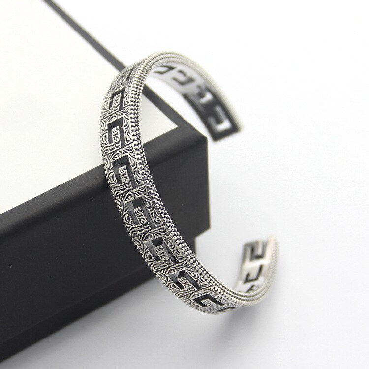 Titanium steel jewelry hollow G letter pattern open Bracelet lovers square G-shaped Arabic engraved pattern Bracelet