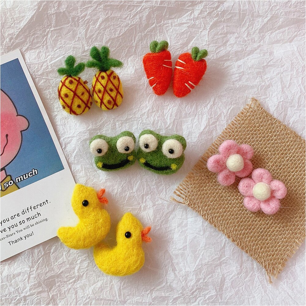 5 pièces feutre broche Adorable ananas en forme de tétons enfants broche Corsage vêtements (jaune)
