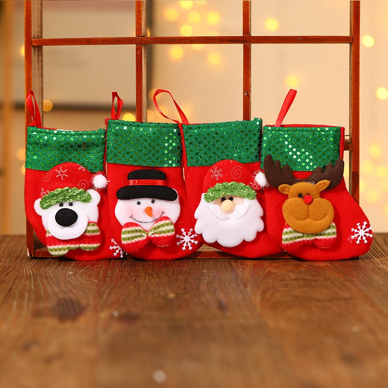 4 teile/los Weihnachten socken tasche anhänger freundlicher Süssigkeit tasche Karikatur kleine socken tasche ornamente: Weiß