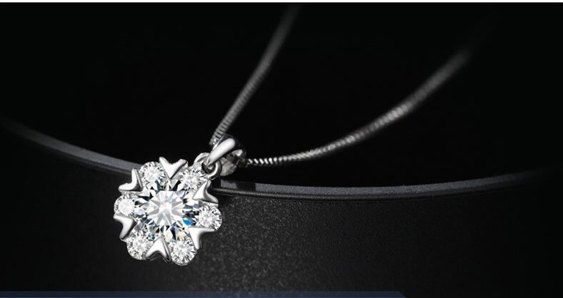 Mode Eeuwige Liefde Zirkoon Hanger Sleutelbeen Vrouwelijke Koreaanse Sneeuwvlok Ketting 925 Zilveren Sieraden Sneeuw Dans Hanger Vrouwelijke A74