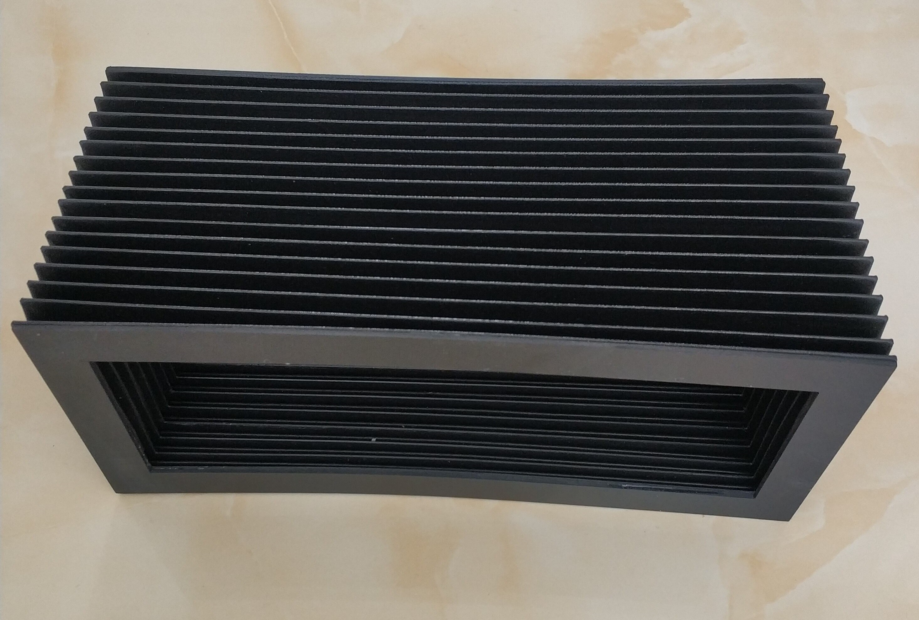 Soufflet de protection Rectangle, Lmax 300mm, extérieur 290 mm x 110mm, intérieur 260 mm x 80 mm