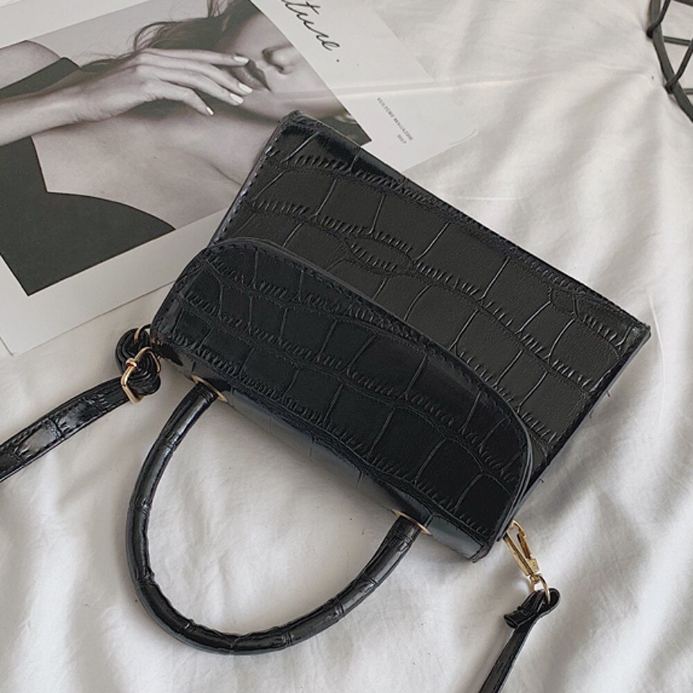 Bolsa de luxo feminina, bolsa quadrada pequena e portátil com alça carteiro: Black