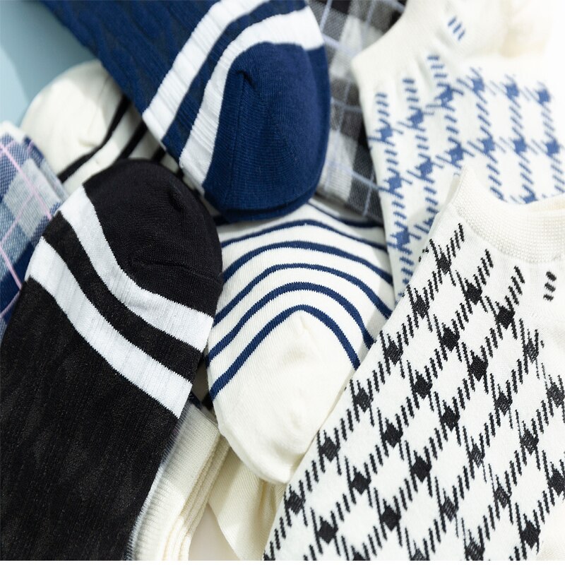 1 paar schattige harajuku-sokken in britse stijl, blauw gestreepte geruite sokken, geometrische katoenen dames, comfortabele zwarte wintersokken