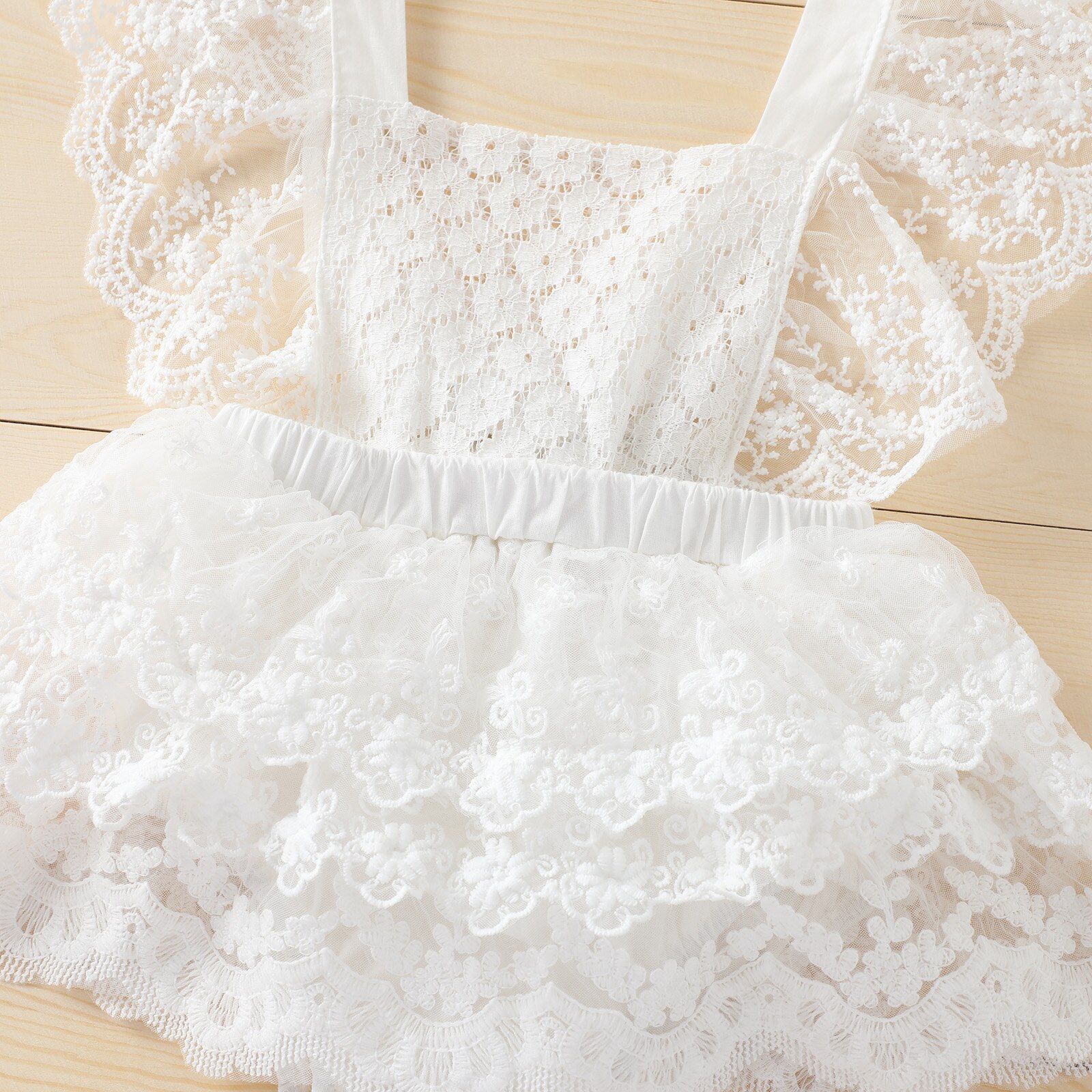 Barboteuse en dentelle pour bébé fille, vêtements pour -né, combinaison à manches évasées, couleur unie, été