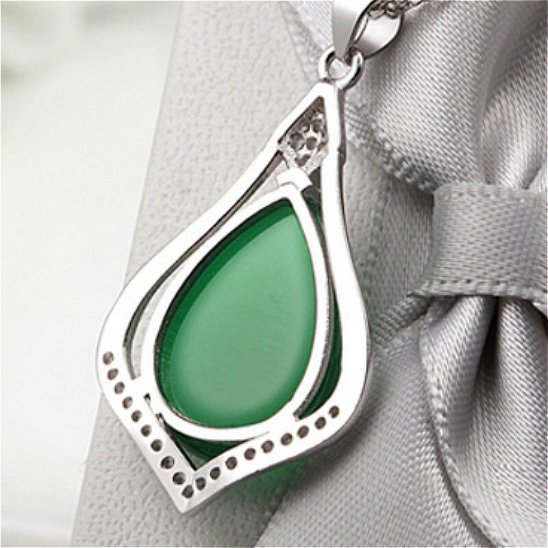 Popolare in Argento 925 Goccia D'acqua Verde Giada Del Pendente Della Collana Calcedonio Accessori Dei Monili di Fascino di Modo Amuleto per I Regali di Donne