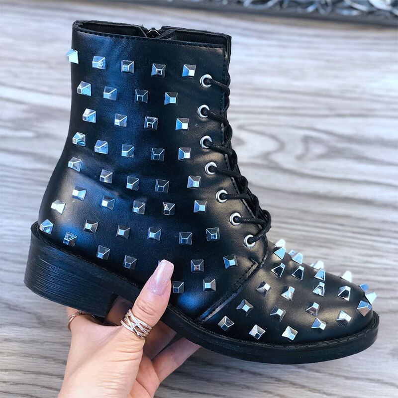 Autumn Winter European Style Boots For Women Red Silver Rivet Martin Boots Flats Lace Up Boots Plus Size 35-43: Silver / 42