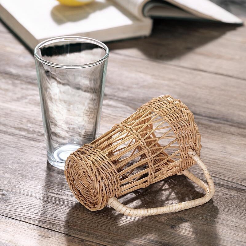 Wykonany ręcznie Rattan koreańska retro kreatywny kubek pleciony czajnik uchwyt, aby wysłać szklany kubek na wodę dekoracji stołu