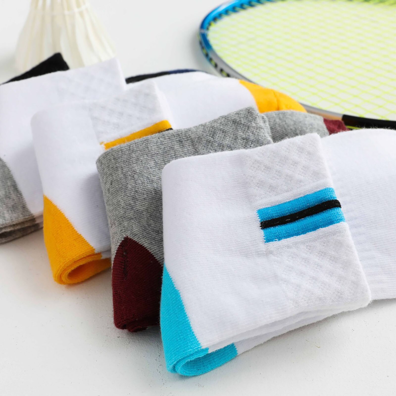 10 Pairs Herbst Und Winter Männlichen Medium Schlauch Casual Sport Baumwolle Gemischt Weiche Socken Vintage Weihnachten Socken Bunte Socken