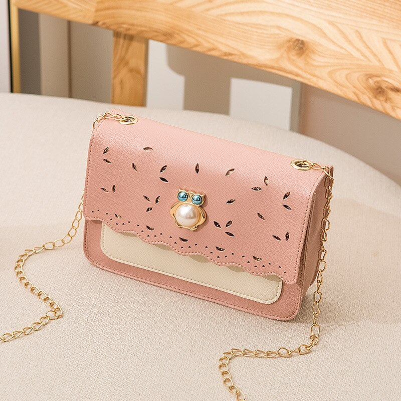 Crossbody Bag for Women Chain Mini Shoulder Bag Casual Small Messenger Bag Womens Cutout Handbags Purses Envelop Bags: Pink