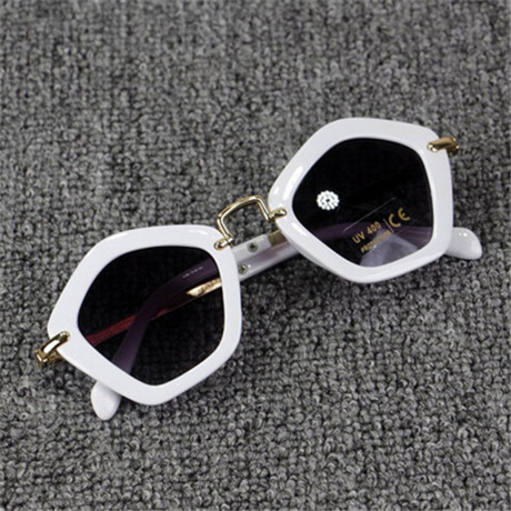 Beautyeye barn barnebelegg solbriller merke camellia gutter jenter goggle solbriller  uv400: Hvit