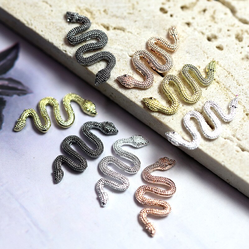 20 stk legeret slange negle ornamenter metal negle kunst dekorationer diy slange manicure tilbehør negle charms i bulk til dekoration