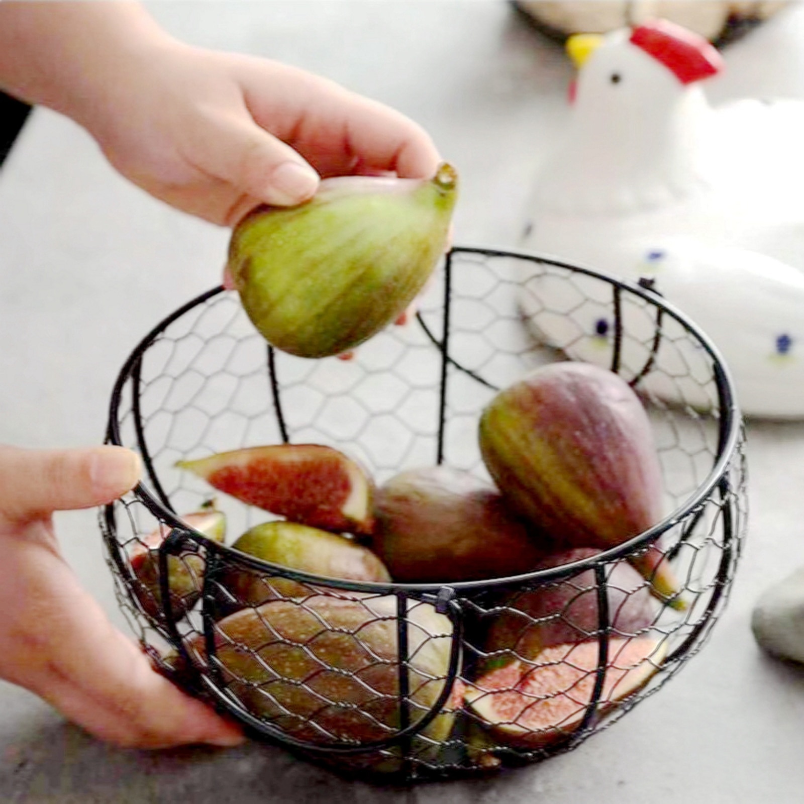 Cesta de huevos de alambre de Metal de cerámica para Gallina, cuenco decorativo para frutas y verduras