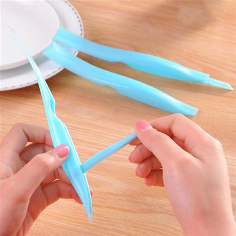 Multi-function Kitchen Baking Tool Scraper Oil Plate Scraping Oil Scraper Cleaning Tool Kitchen 1Pc Soft Scraper