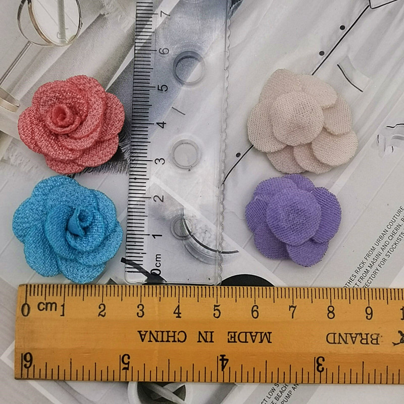 Flor pequeña hecha a mano de 2,5 CM, rosa pequeña tridimensional, pétalo Multicolor, flor pequeña, accesorios para el cabello DIY, 24-48 Uds.
