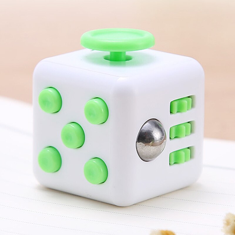 Bambini Cubo di Decompressione Ansia Alleviare Lo Stress Attenzione Giocattolo Per Adulti di Gioco Dadi Per I Bambini Regali di Natale Divertente Agitarsi Giocattoli: White green