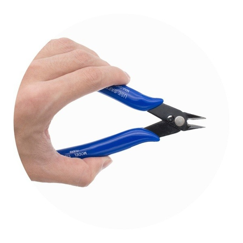 Diagonale tang Tang van koolstofstaal Elektrische draad Kabelscharen Snijden Zijkniptang Flush Tang Nipper Handgereedschap