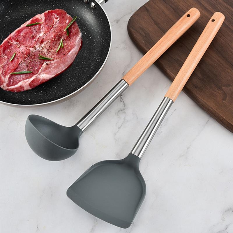 Stainless Steel Kitchen Utensil Non Stick Wooden Long Handle Soup Ladle Frying Spatula Slotted Spoon Useful Kitchen Cooking Tool