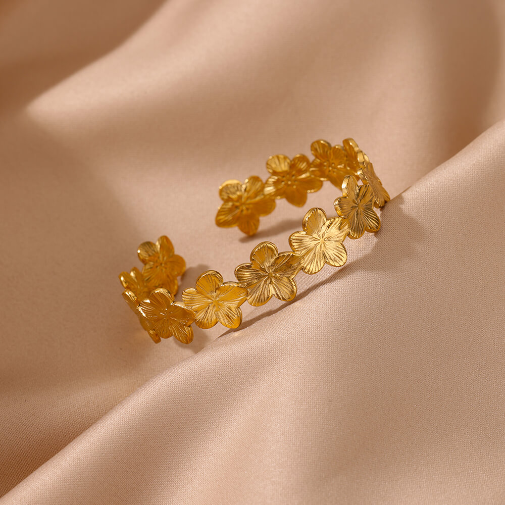 Bracelet manchette Vintage à fleurs pour femmes, couleur or, en acier inoxydable, moulage esthétique, bijoux de poignet pour Couple
