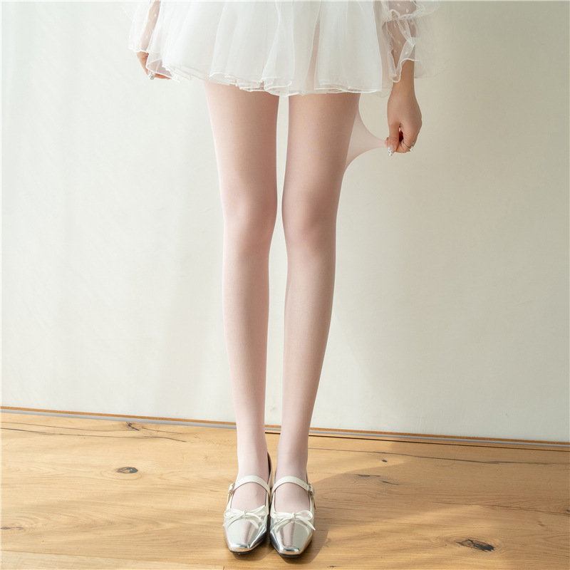 2025 Zomer 17 Kleuren Sheer Matte Fluwelen Panty vrouwen Transparante Zijden Kousen Dames Ultra Dunne Kleurrijke Panty: Roze