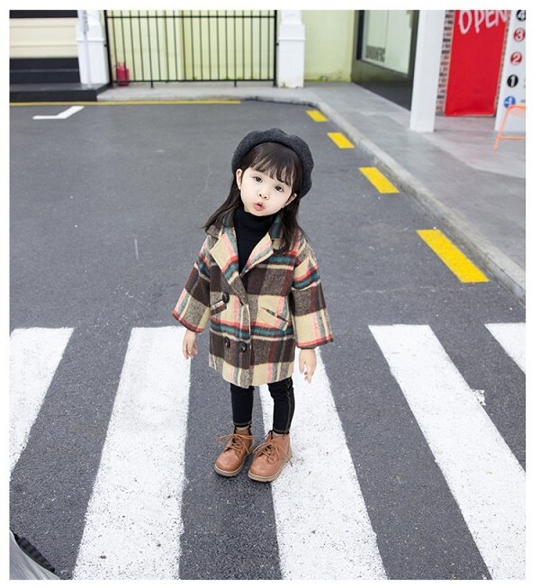 Meisjes wollen overjas herfstoutfit meisjes 1-5 jaar koreaanse versie katoenen sandwich lange warme geruite wollen jas