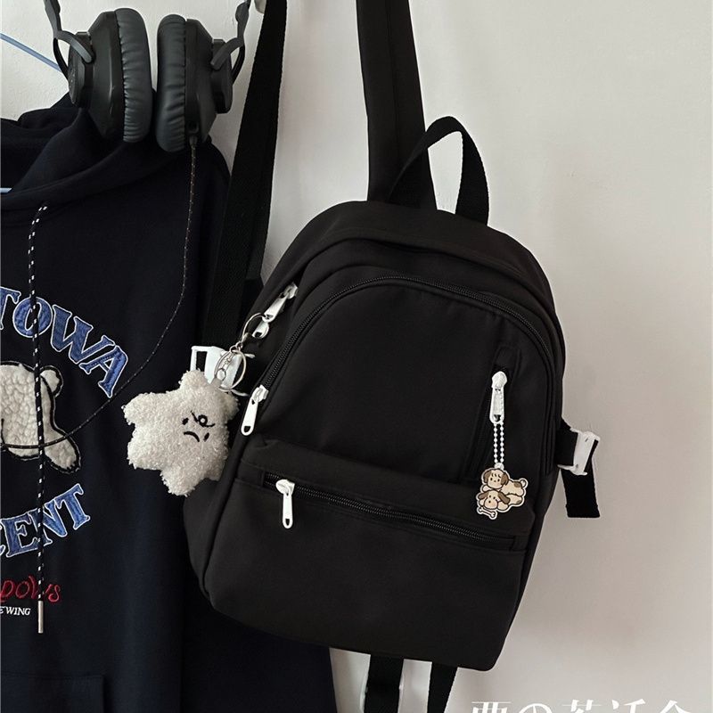 Mochila vermelha, mini mochila de viagem leve, mochila pequena casual para estudantes universitários, feminina: 15 polegadas / CÉU AZUL