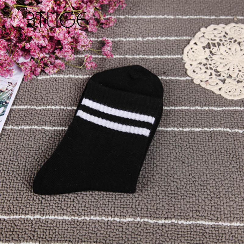 Women Baseball Girls Number Sports Sock Football Socks Soccer Stripe Tennis Free Size White Black Parallel Socks Calcetines