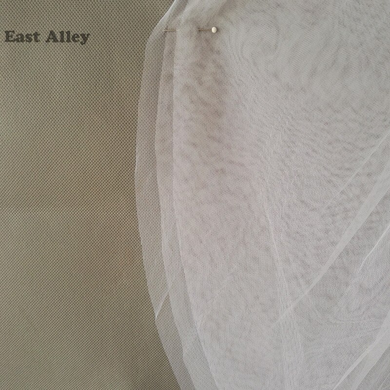 Beautiful Short Elbow Length Tull Bridal Veil Romantic 3-Layers Wedding Veils With Comb Velos De Novia