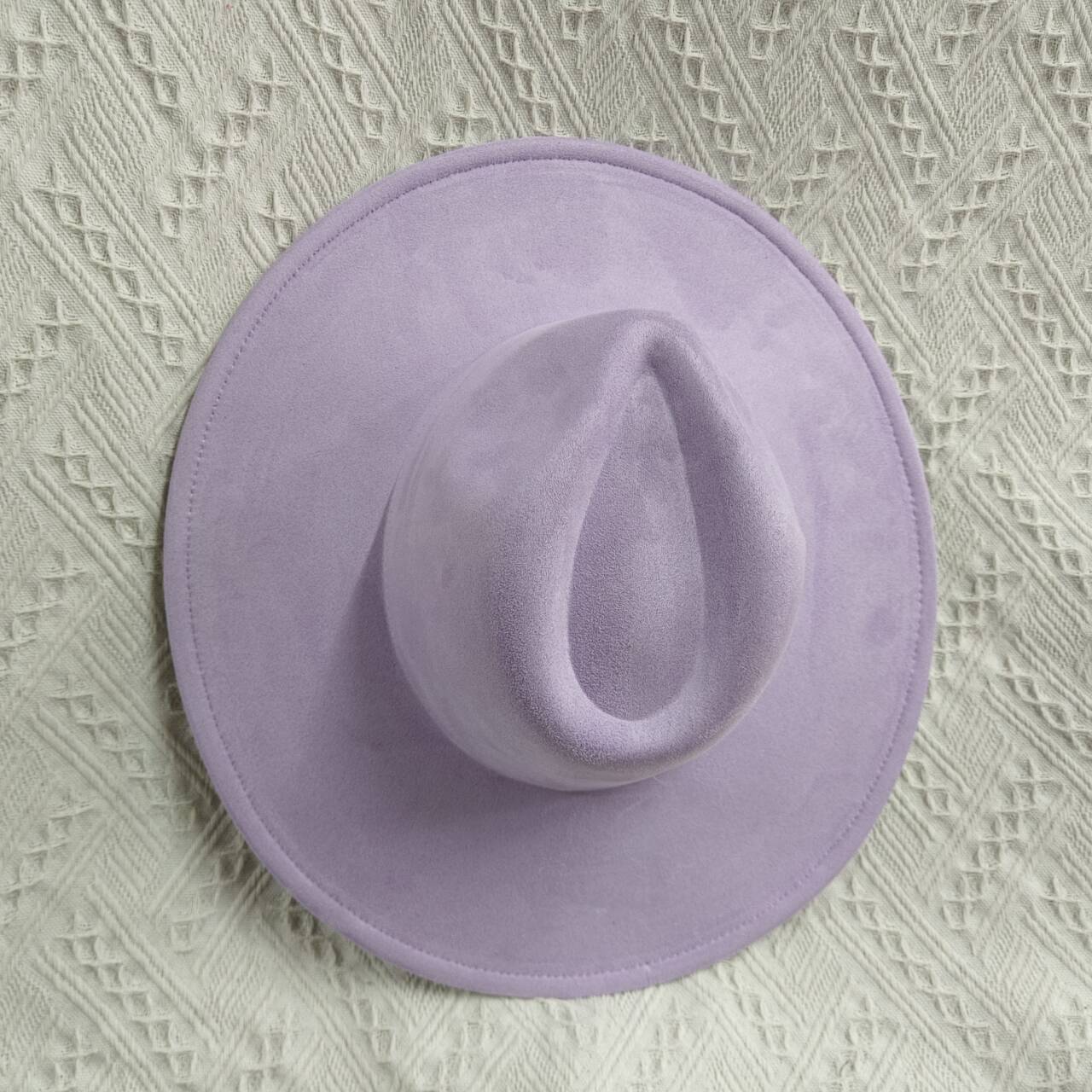 Europäische US Neue 9,5 cm Große Krempe Wildleder Zylinder für Frauen Männer Pfirsich Herz Top Jazz Fedora Hüte für Party Hochzeit Filz Kappe