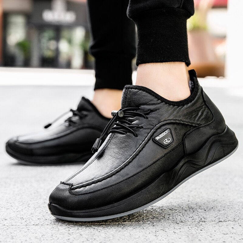 Sapatos casuais de pelúcia dos homens quentes botas de neve inverno pu à prova dwaterproof água cozinhar sapatos de rastreamento ao ar livre macio inferior caminhada tênis forte