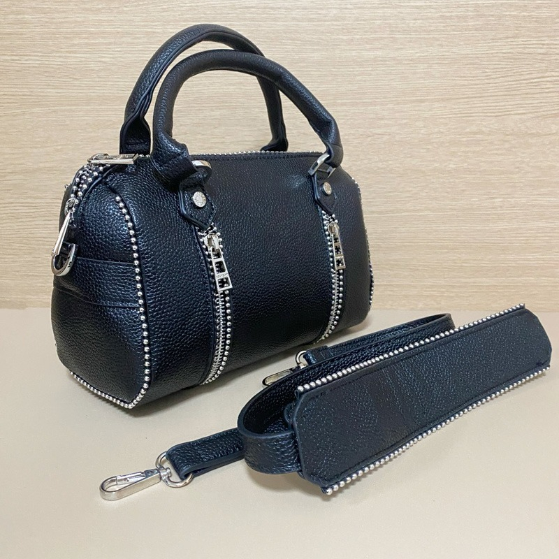 Black Women Handbag Retro Single-shoulder Wing Bag Luxurious Casual Ladies Crossbody Bag