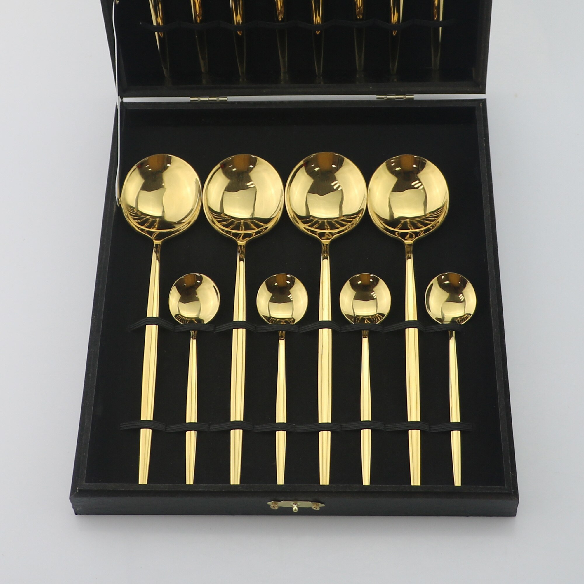 Gold Cutlery Set Kitchen Flatware 16Pcs 304 Stainless Steel Knife Fork Spoon Dinnerware Set Mirror Silverware With Gife Box