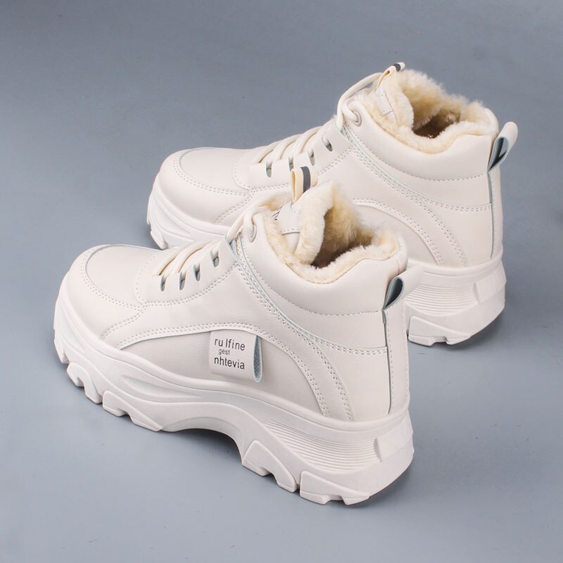 Baskets d'hiver avec fourrure en peluche pour femmes, chaussures chaudes avec laçage