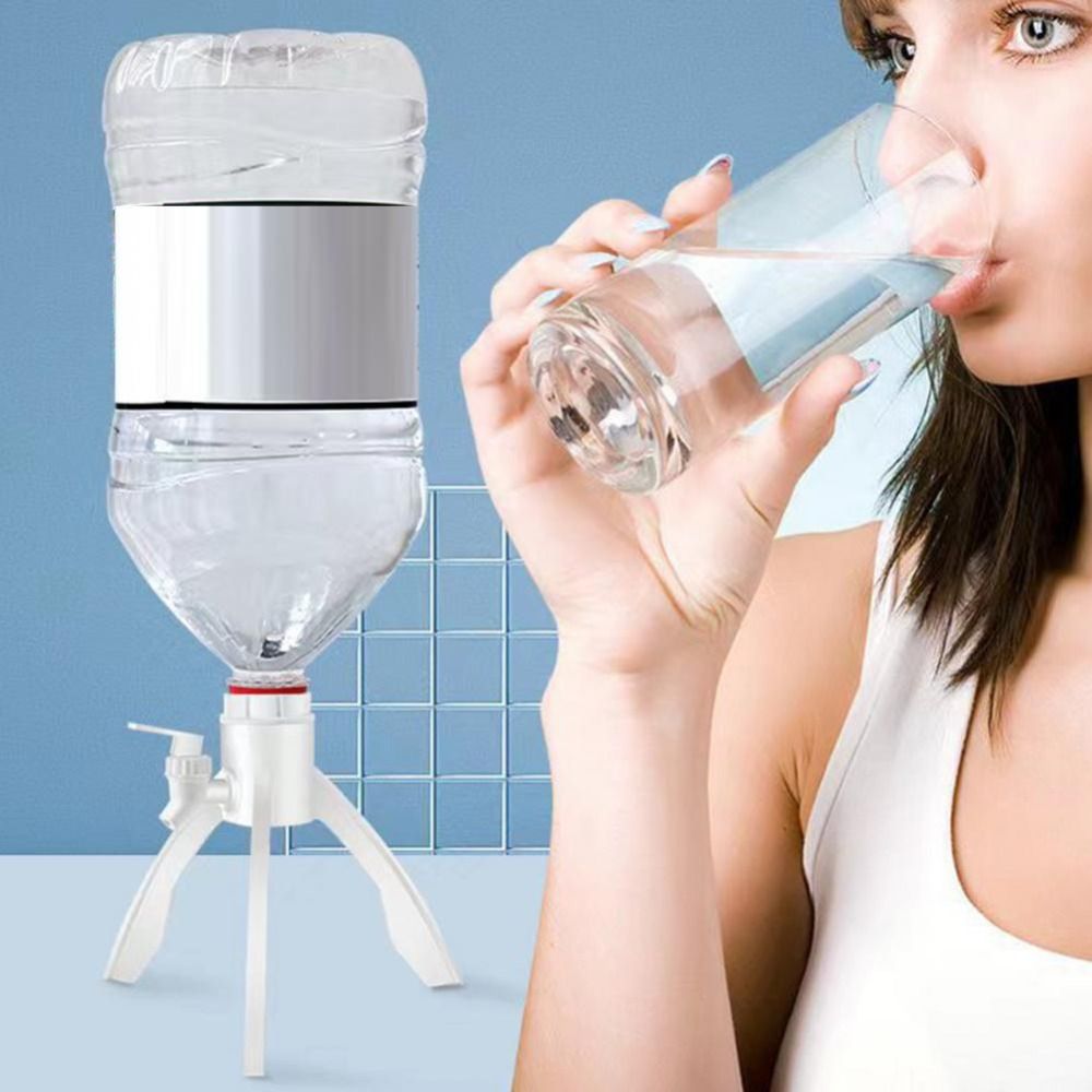Handige 1-set waterdispenserkraan Handige beugel voor flessenwaterafvoer Arbeidsbesparende waterfleskraan