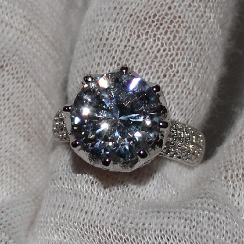 FFLACELL Wedding Ring Set for Women - Silver Color, Round Cut 5A CZ, Crown Design, Prong Setting