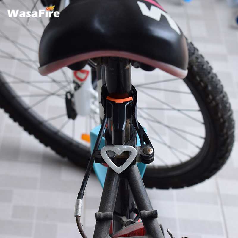 Sydämen muotoinen led -pyörävalo usb -ladattava polkupyörän takavalo vedenpitävä mtb -takavalo 5 -tila pyöräilyyön turvavalo