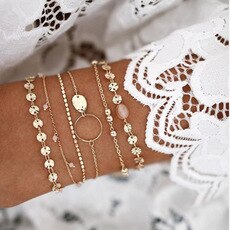 Europese En Amerikaanse Armband Sets Mode Ol Geometrische Ot Gesp Veelzijdige Hand Ornament Accessoires Vrouw Sieraden Vrouwelijke: Black Zinc Plated