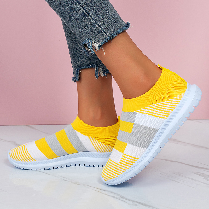 Chaussures de Tennis légères en maille pour femmes, baskets à enfiler, respirantes, antidérapantes,