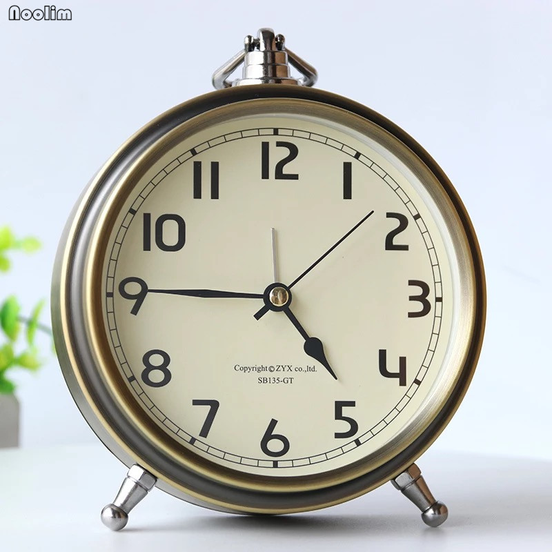 Digital Alarm Clock Simple Mute Round Metal Portable Bedside Clock European Home Living Room Table Decoration: D