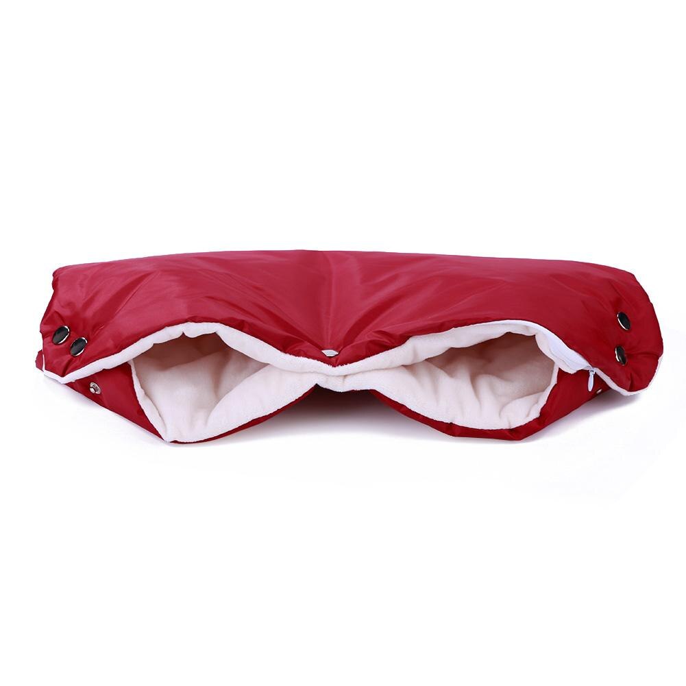 Couleur hiver landau poussette moufles main couverture Buggy Muff gant chariot accessoires fourrure polaire main couverture buggy pour mère: Red