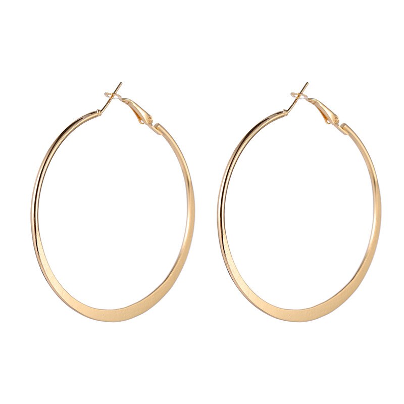 1 coppia di Modo Delle Donne Della Ragazza Alla Moda Grandi Orecchini A Cerchio Grande Cerchio Liscio Orecchini di Marca Orecchini Ad Anello Dei Monili: Gold / 4.5cm