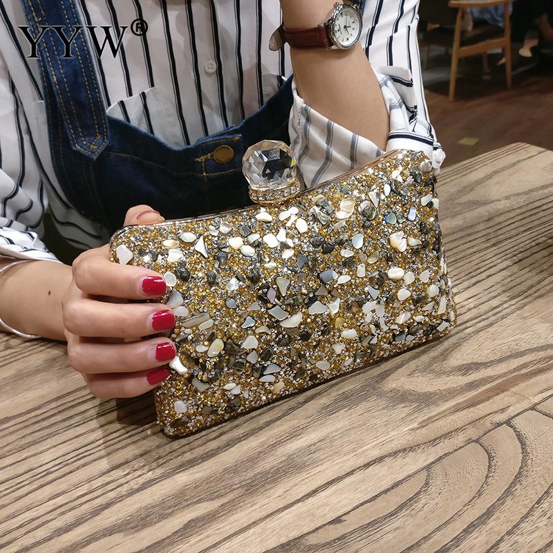 Pochette de soirée en argent pour femmes, Mini sac à bandoulière avec chaîne, pochette élégante pour fête de mariage: gold