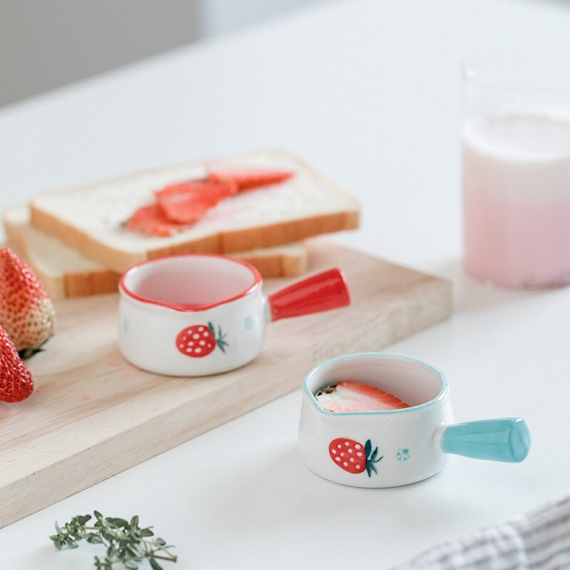 Keramische Melk Pot Aardbei Melk Kruik Met Handvat Kleine Melk Cup Pudding Cup Kan Magnetron Keuken Kookgerei